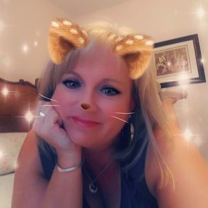 Meet your Posher, Karry